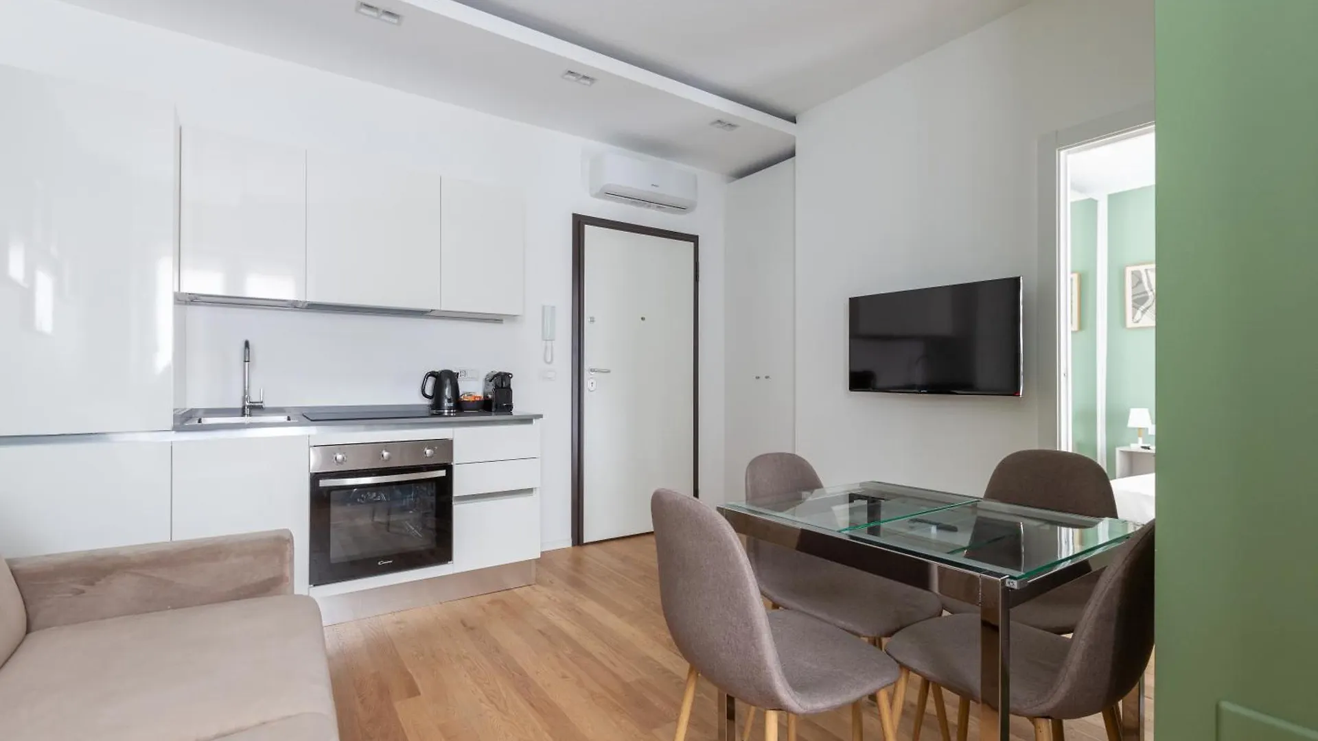 Corso Sempione Modern Flat Apartment Milan 0*,