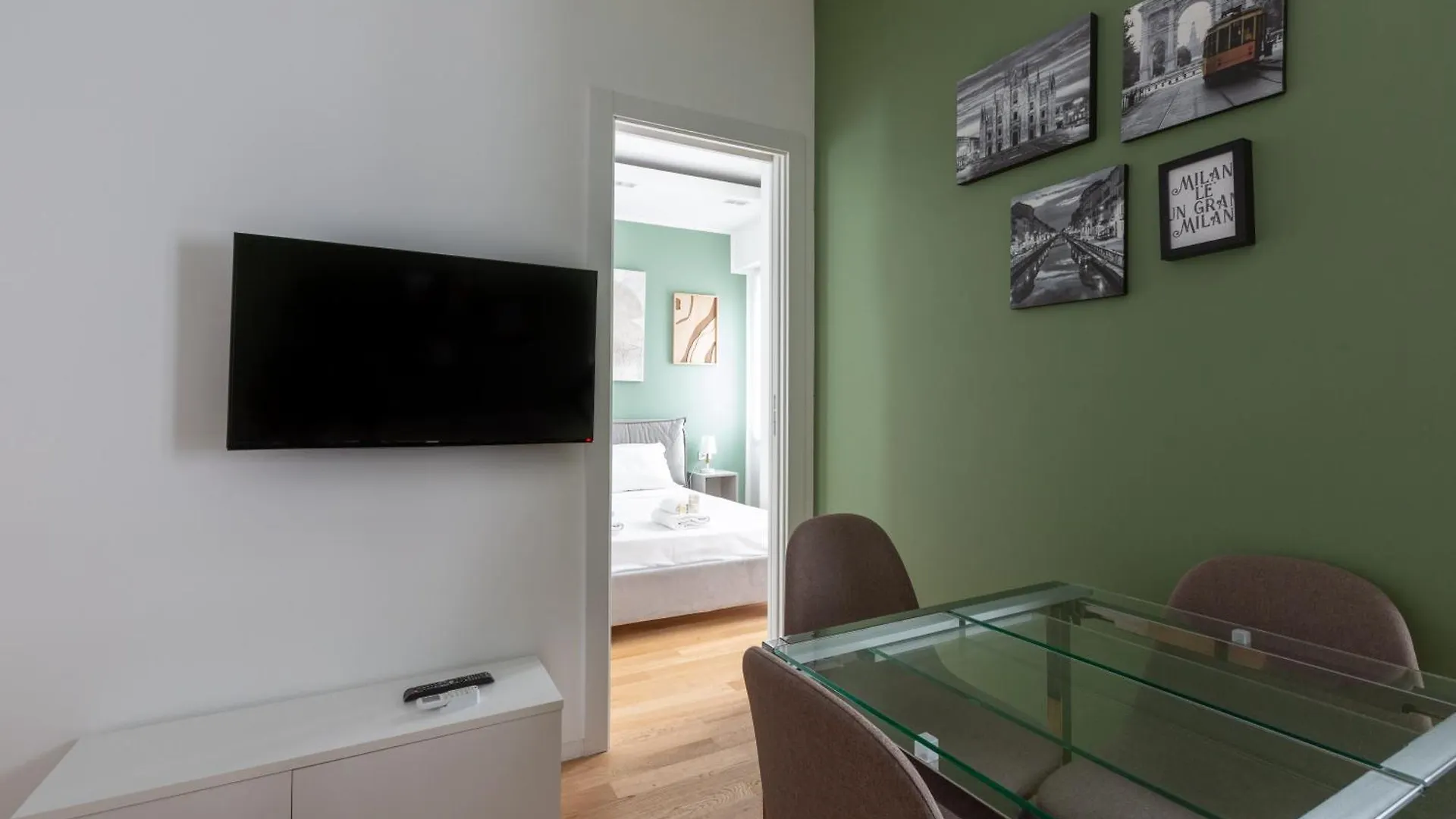 דירות מילאנו Corso Sempione Modern Flat
