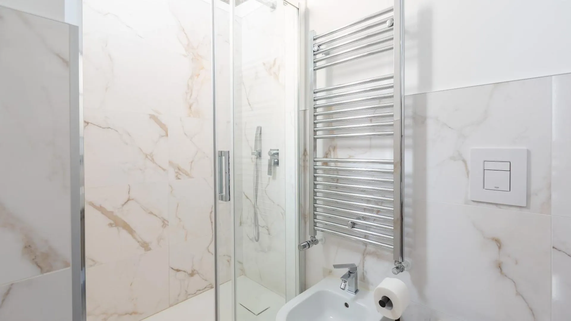 דירות מילאנו Corso Sempione Modern Flat